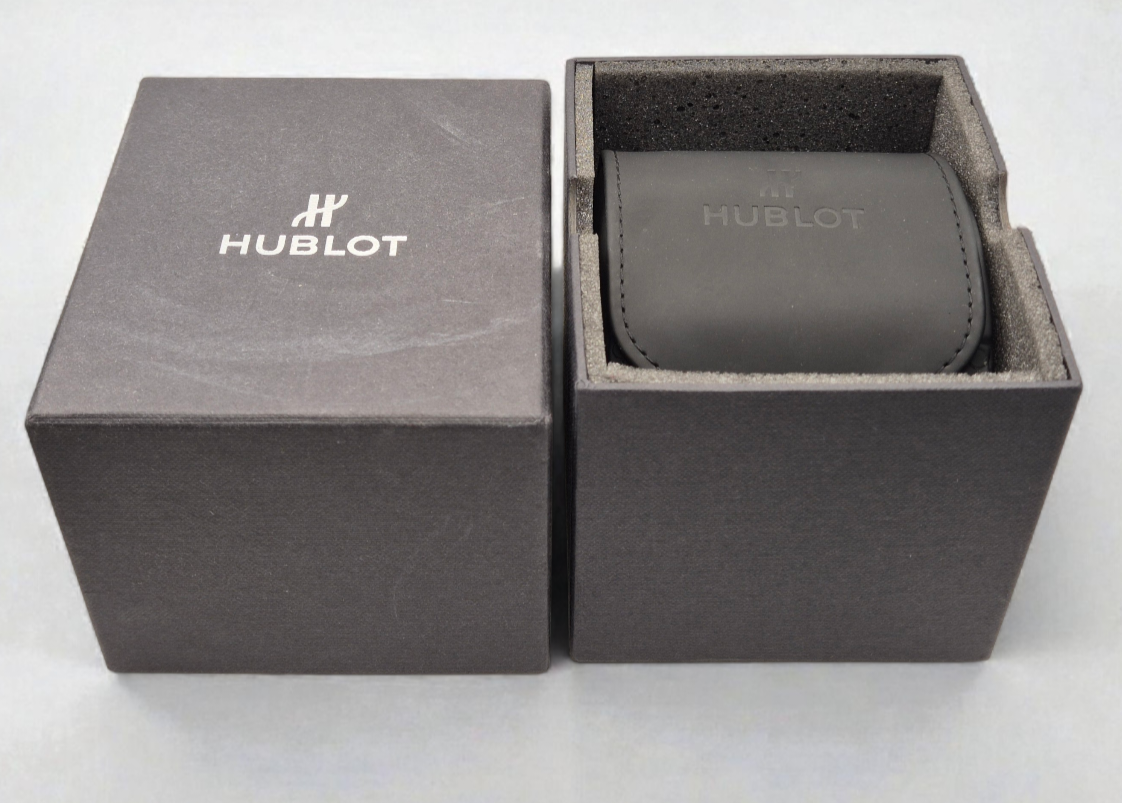 Hublot black watch roll with box & Swing tag