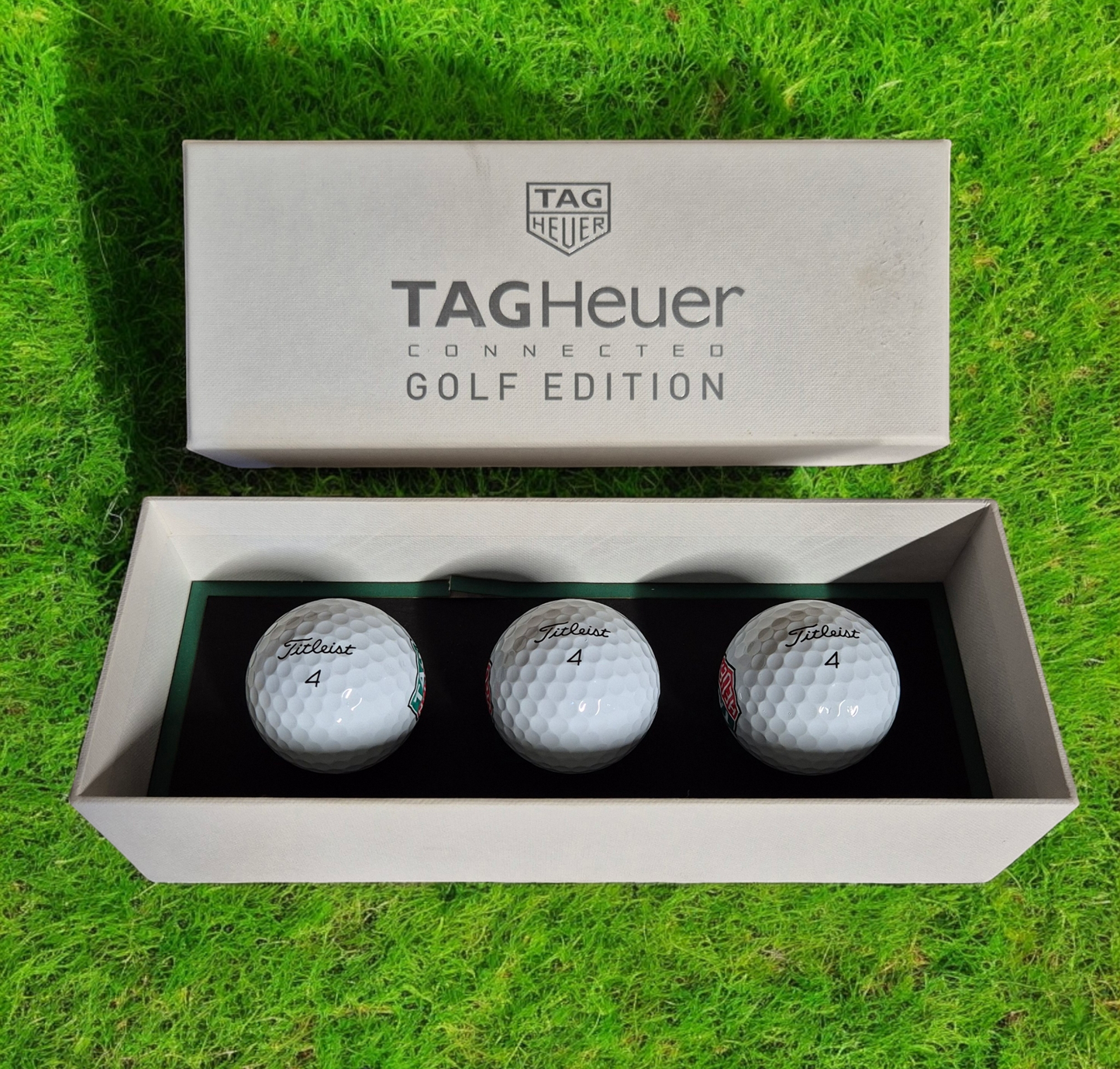 TAG Heuer Connected Golf ball set of 3 Titleist no.4