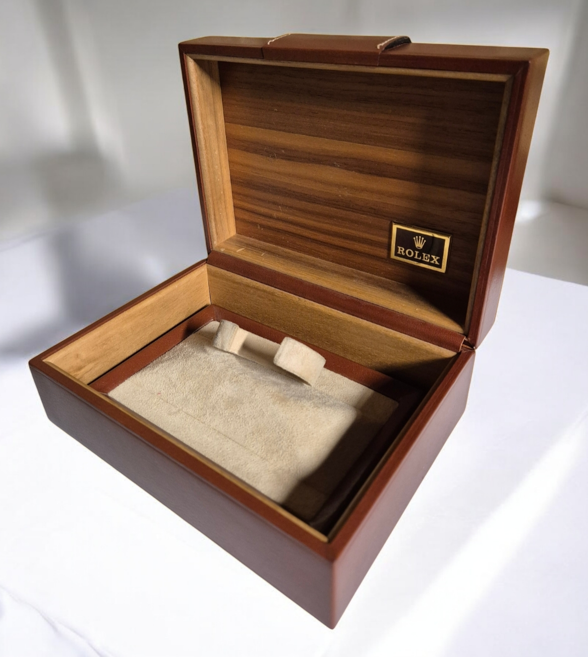 Vintage Rolex Day-Date watch box & Accessories- 71.00.01 Circa 1986