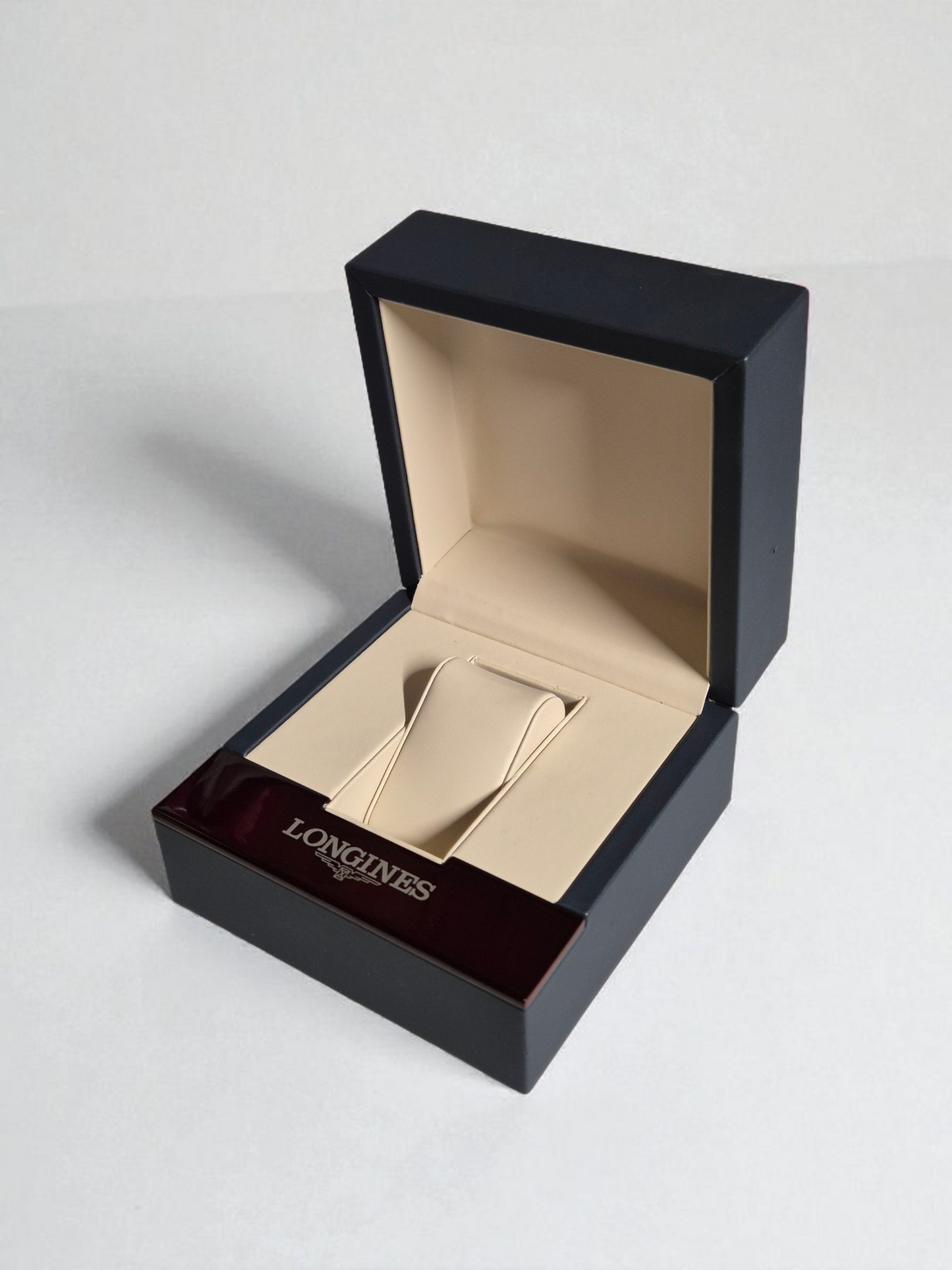 Longines watch box 2010+ design - USED