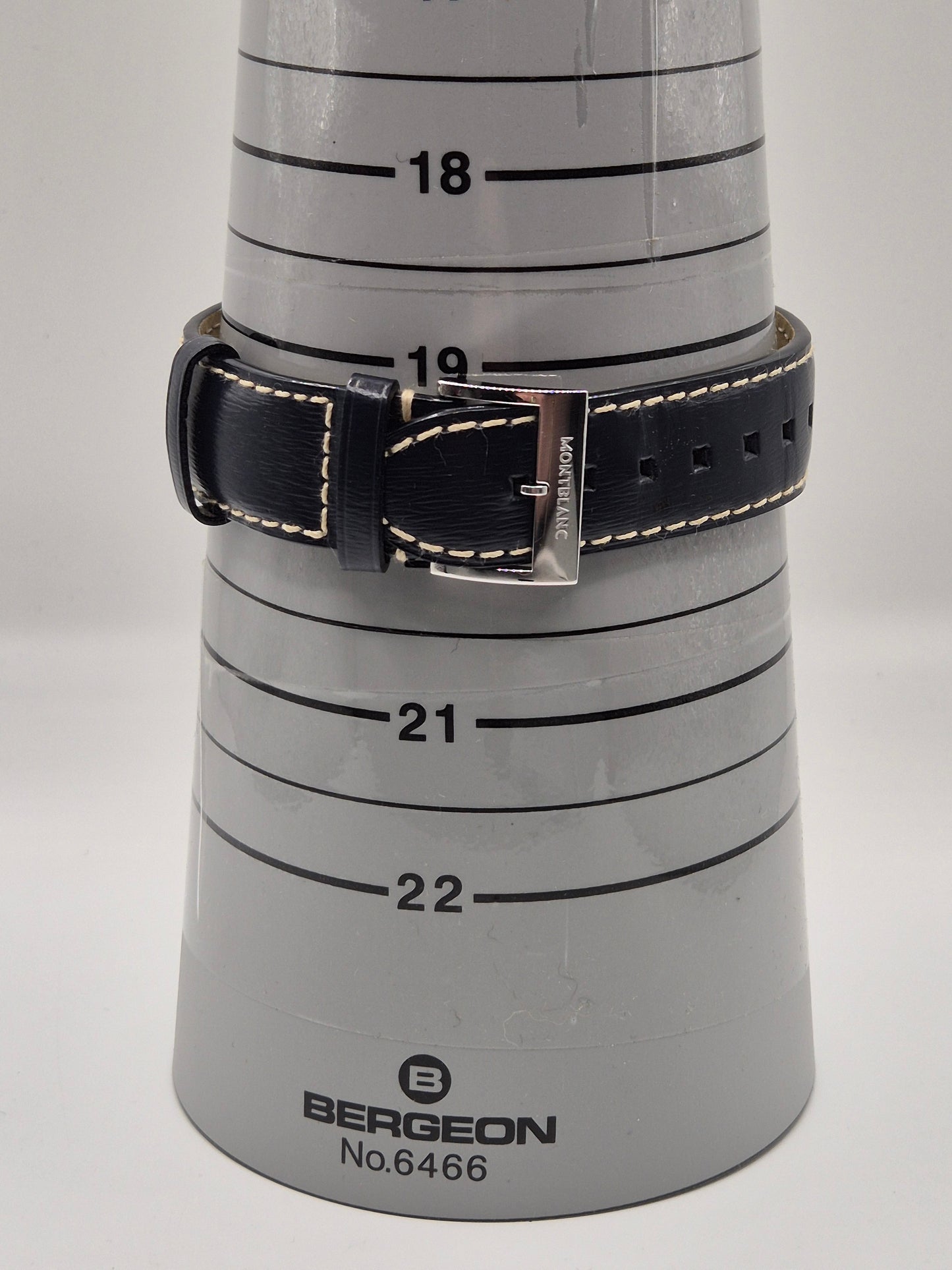 Montblanc Heritage Chronometre 7347 40mm Blue dial Box & Papers