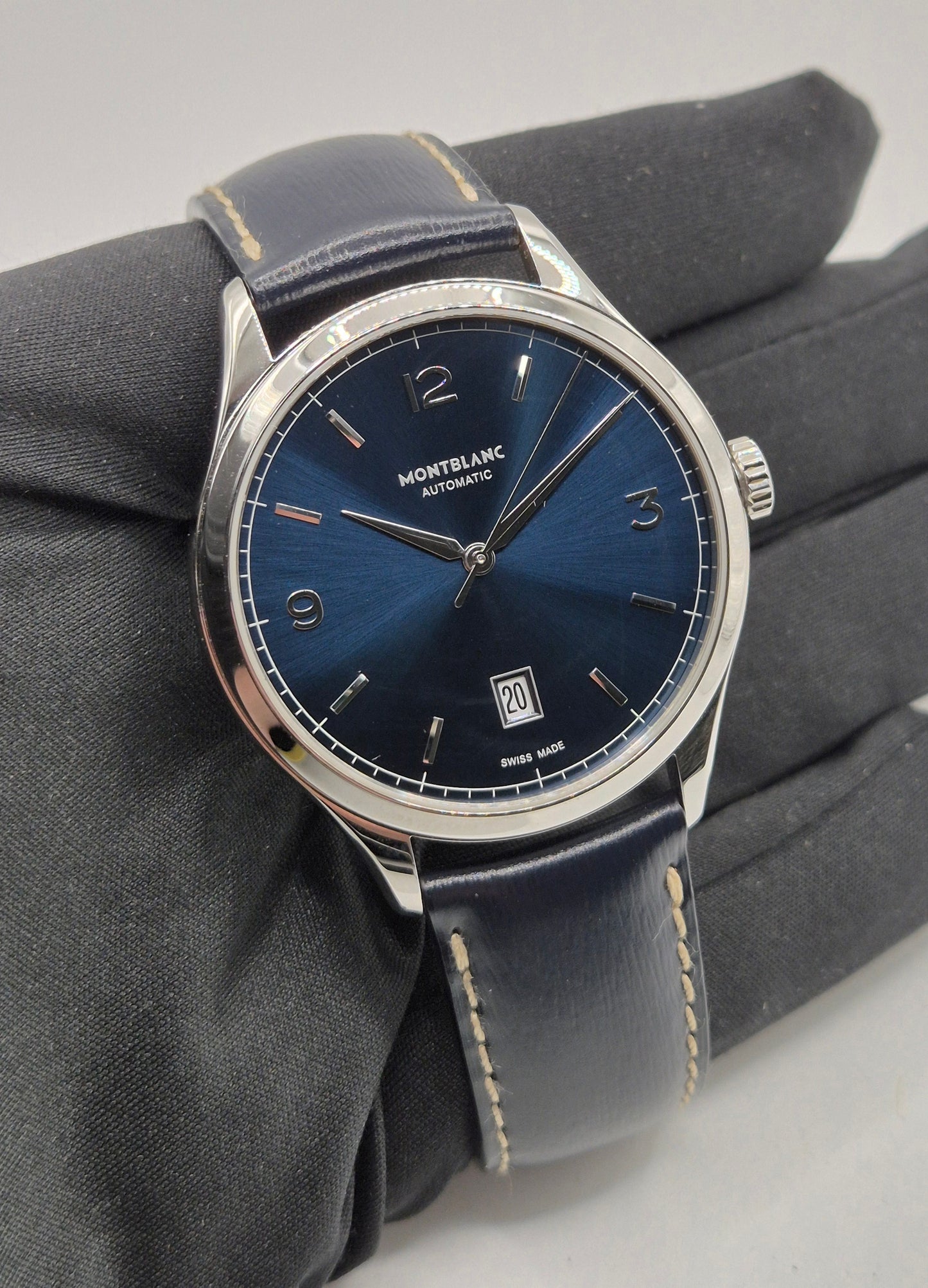 Montblanc Heritage Chronometre 7347 40mm Blue dial Box & Papers