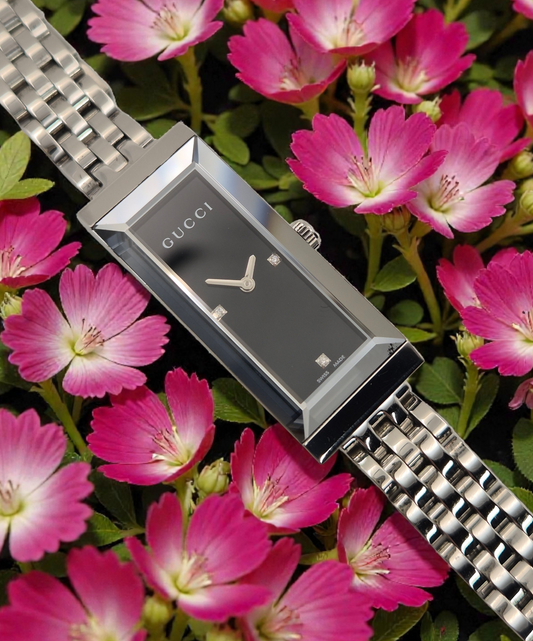 Gucci Ladies G-Frame YA127504 Quartz watch 14mm case Diamond dot dial