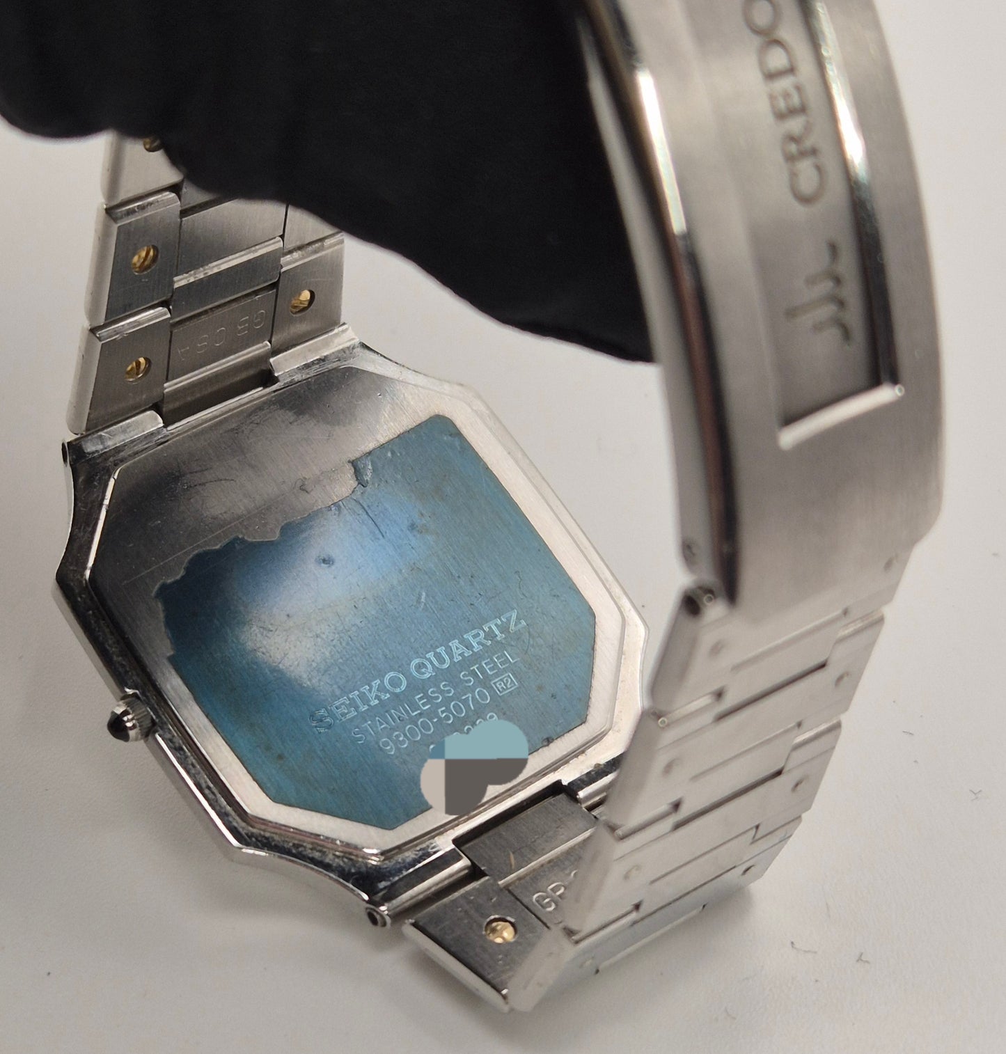 Credor 9300-5070 Ultra thin Quartz watch by Seiko Circa 1980s