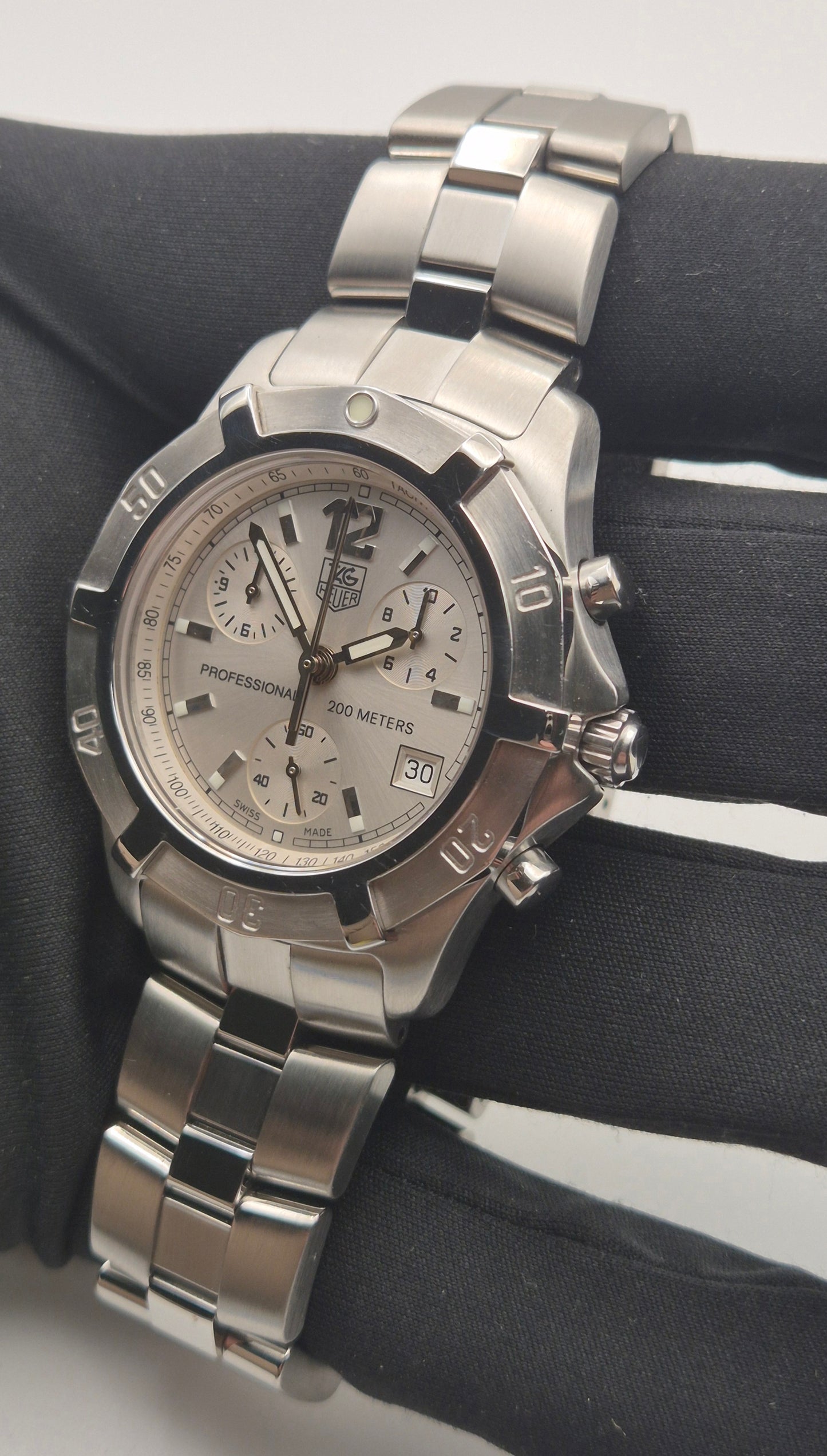 TAG Heuer CN1111 2000 Exclusive Chronograph 40mm Quartz watch Box & Papers 2002