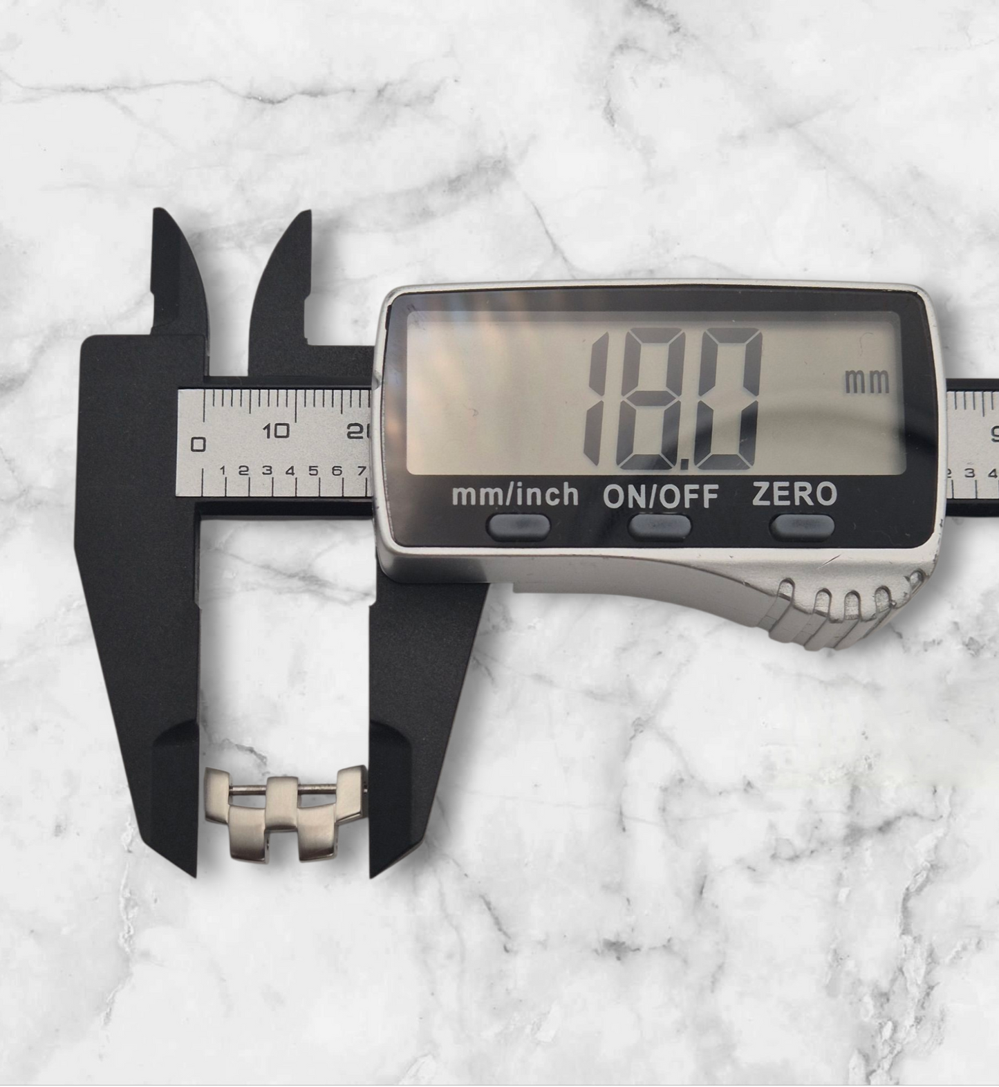 Maurice Lacroix Intuition 59858 Bi-Colour bracelet Half-Link 18mm x 6mm - PRE-OWNED REFURBISHED