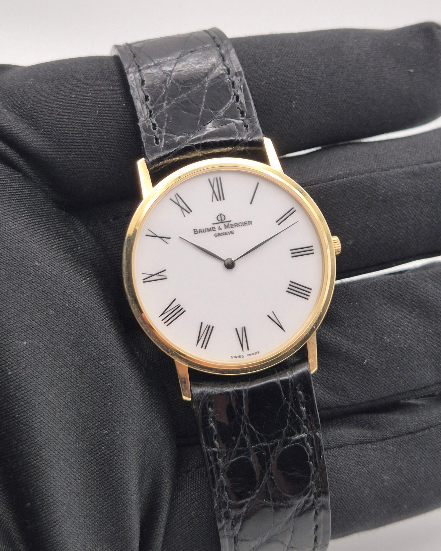 Baume & Mercier MV045088 Classima 18cm Gold ultrathin 33mm case Box & Papers 1999