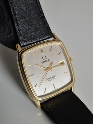 Omega Seamaster Quartz 196.0264 Quartz watch 30mm square case