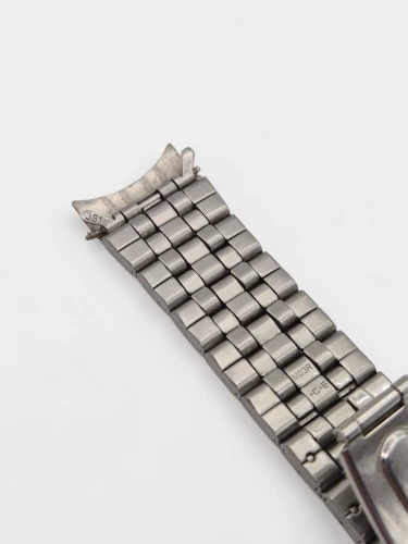 Seiko Kinetic 5M62-0DF0 Bracelet 331 end links