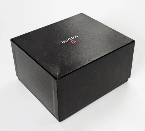 Tudor watch box 51438.64 Black watch box with strap compartment & outer box