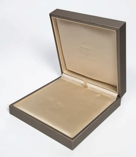 Bvlgari necklace box beige / brown with outer box