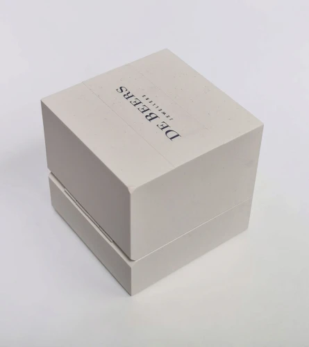 De Beers White ring box with black interior & outer box