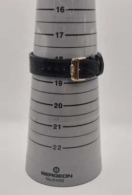 Baume & Mercier MV045088 18ct gold case, White dial, Blk Strap