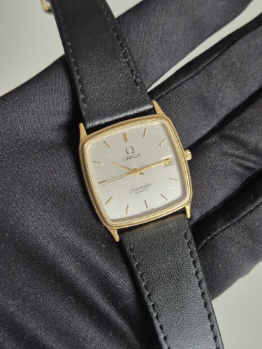 Omega Seamaster Quartz 196.0264 Quartz watch 30mm square case