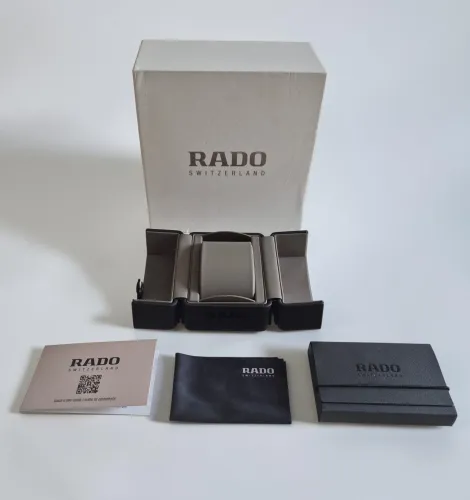 RADO Modern white watch box with travel box and cleaning cloth
