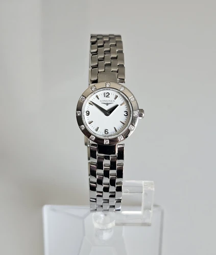 Longines Dolce Vita L5.174.0 White dial with Diamond bezel Box & Papers