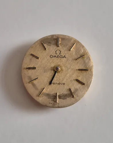 Omega 620 movement 17 Jewel manual wind with dial & hands