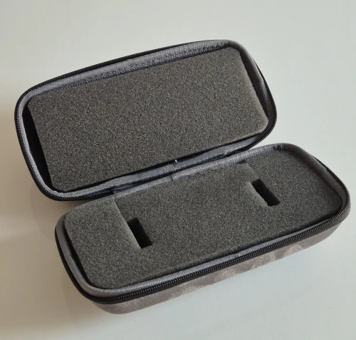 TAG Heuer Travel watch boxes - Grey suede fabric with zip