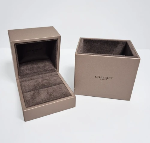 Chaumet ring box beige box with cover sleeve brown velvet inner slit design