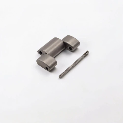 TAG Heuer F1 BA0850 bracelet link 18 x 6.5mm Dots on underside