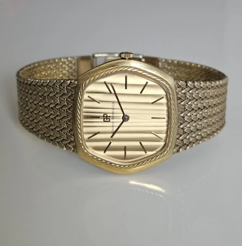 Girard Perregaux Manual wind watch Gold Plated Hexagonal case with integrated bracelet Circa 1980s