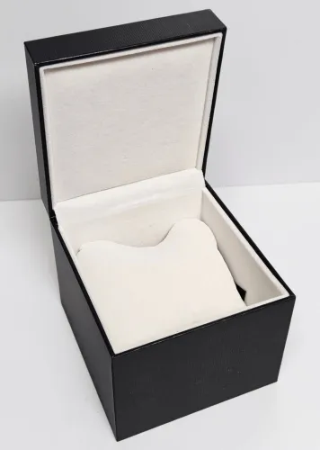 Gucci Black & White watch box Circa 2015-2020
