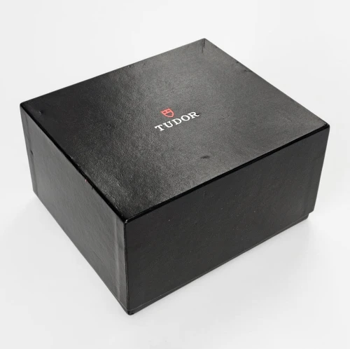 Tudor watch box 51438.64 Black watch box with strap compartment & outer box