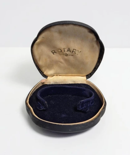 Vintage Rotary Clam shell watch box Circa 1950s