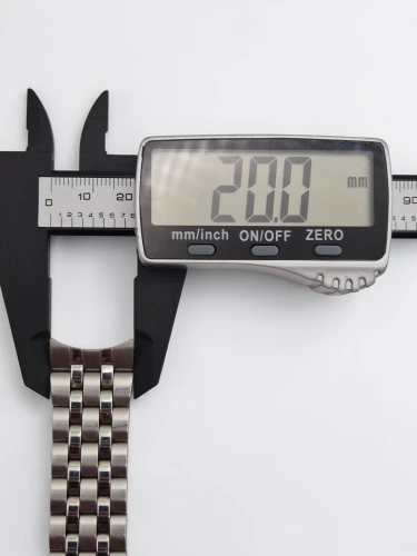Seiko Kinetic 5M62-0DF0 Bracelet 331 end links