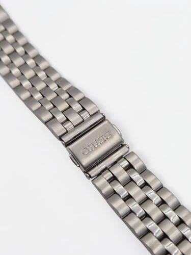 Seiko Kinetic 5M62-0DF0 Bracelet 331 end links